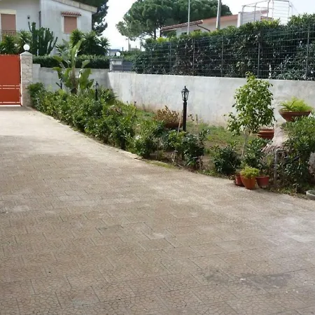 Daniela E Rebecca * Fontane Bianche